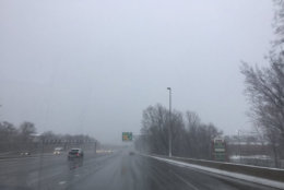 Southbound Interstate 270 in Gaithersburg, Maryland, was wet but not particularly slick on Wednesday morning. (WTOP/Mike Murillo)