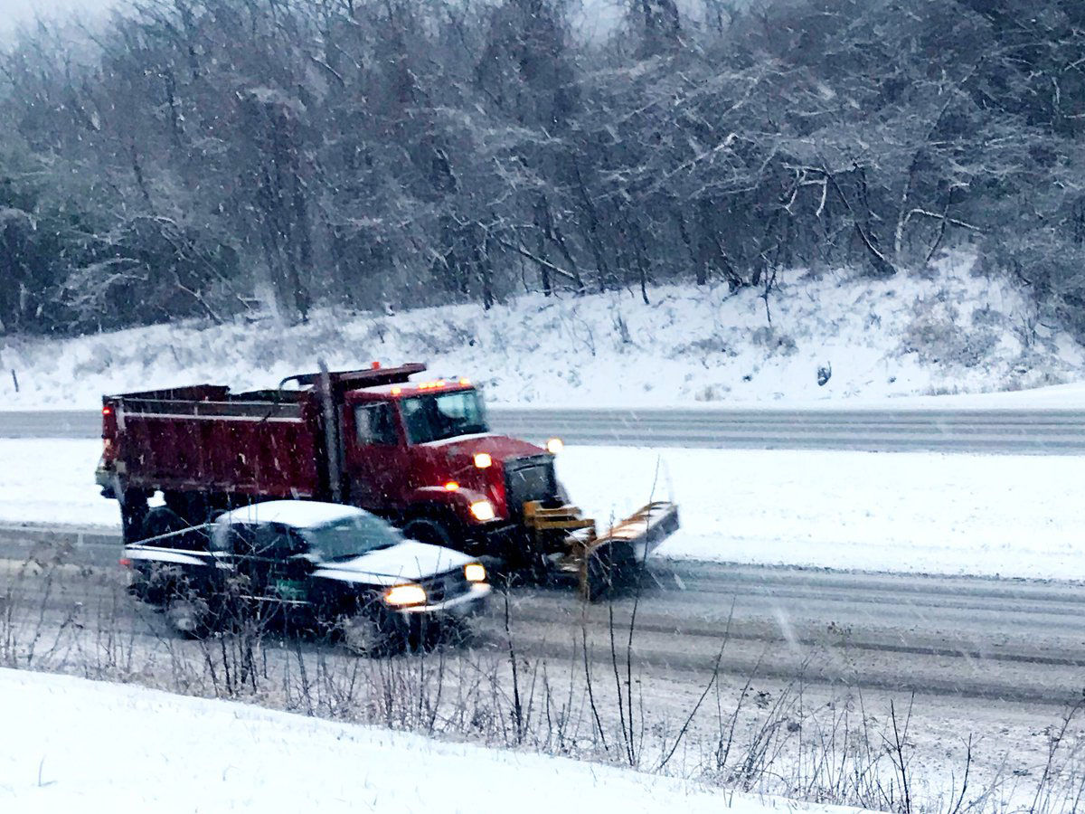 Plows were going back and forth on Route 7 in Loudoun County, Virginia, near the line with Clarke County, in March 2018. (WTOP/Neal Augenstein)