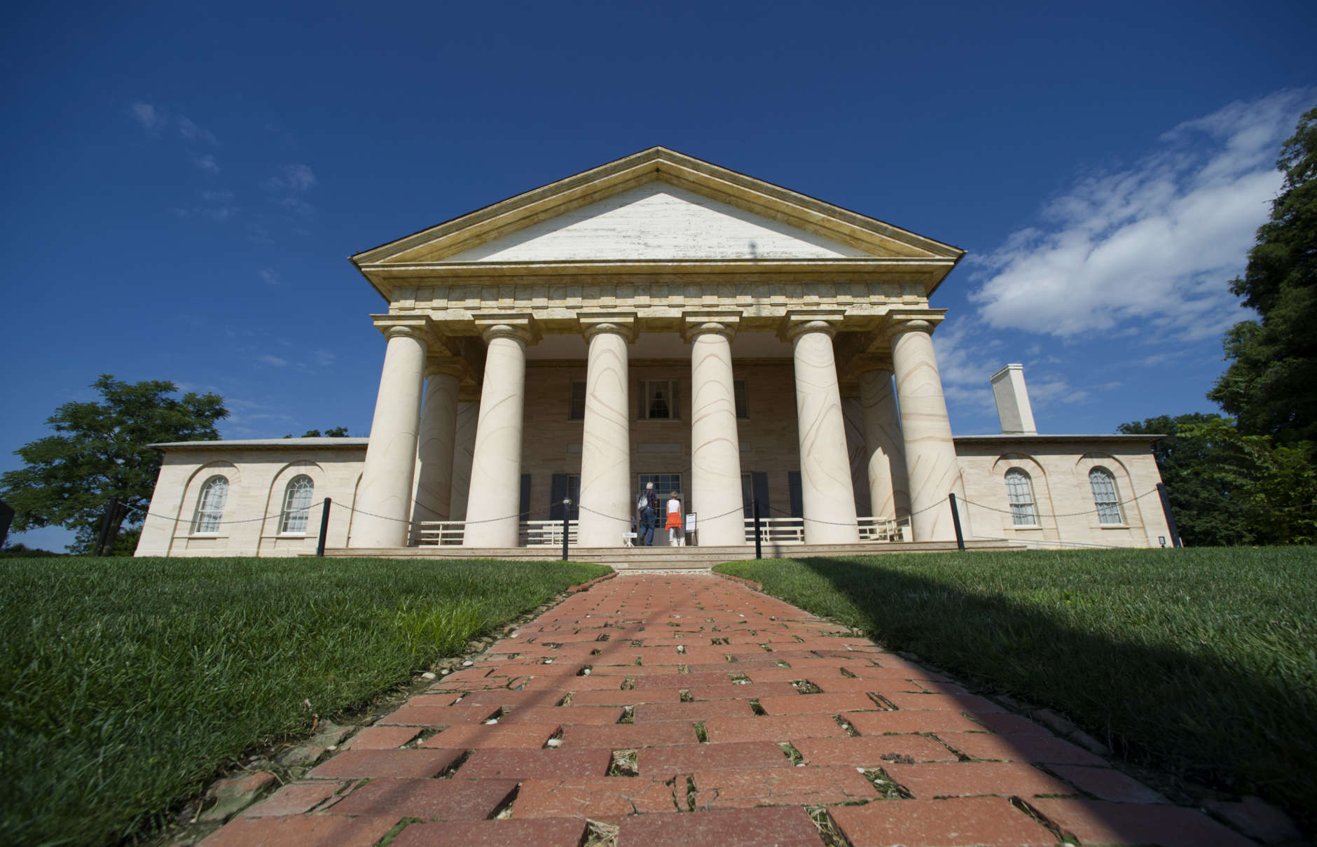 FILE - In this July 17, 2014, file photo, the historic Arlington House mansion is seen at Arlington National Cemetery in Arlington, Va. The historic house and plantation overlooking the nation's capital was home to Confederate Gen. Robert E. Lee. (AP Photo/Cliff Owen, File)