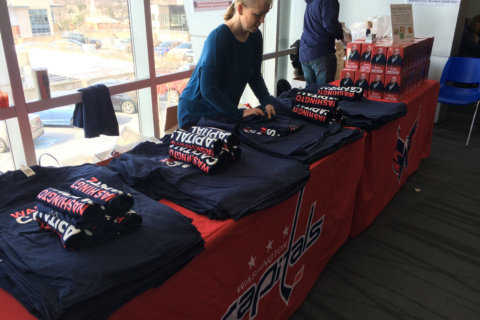 Bobbleheads, shirts and saving lives: Caps, Inova team up for blood drive