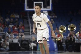 Cincinnati guard Cane Broome (15) stands on the court during the second half of an NCAA college basketball championship game against Houston at the American Athletic Conference tournament Sunday, March 11, 2018, in Orlando, Fla. Cincinnati won 56-55. (AP Photo/Phelan M. Ebenhack)