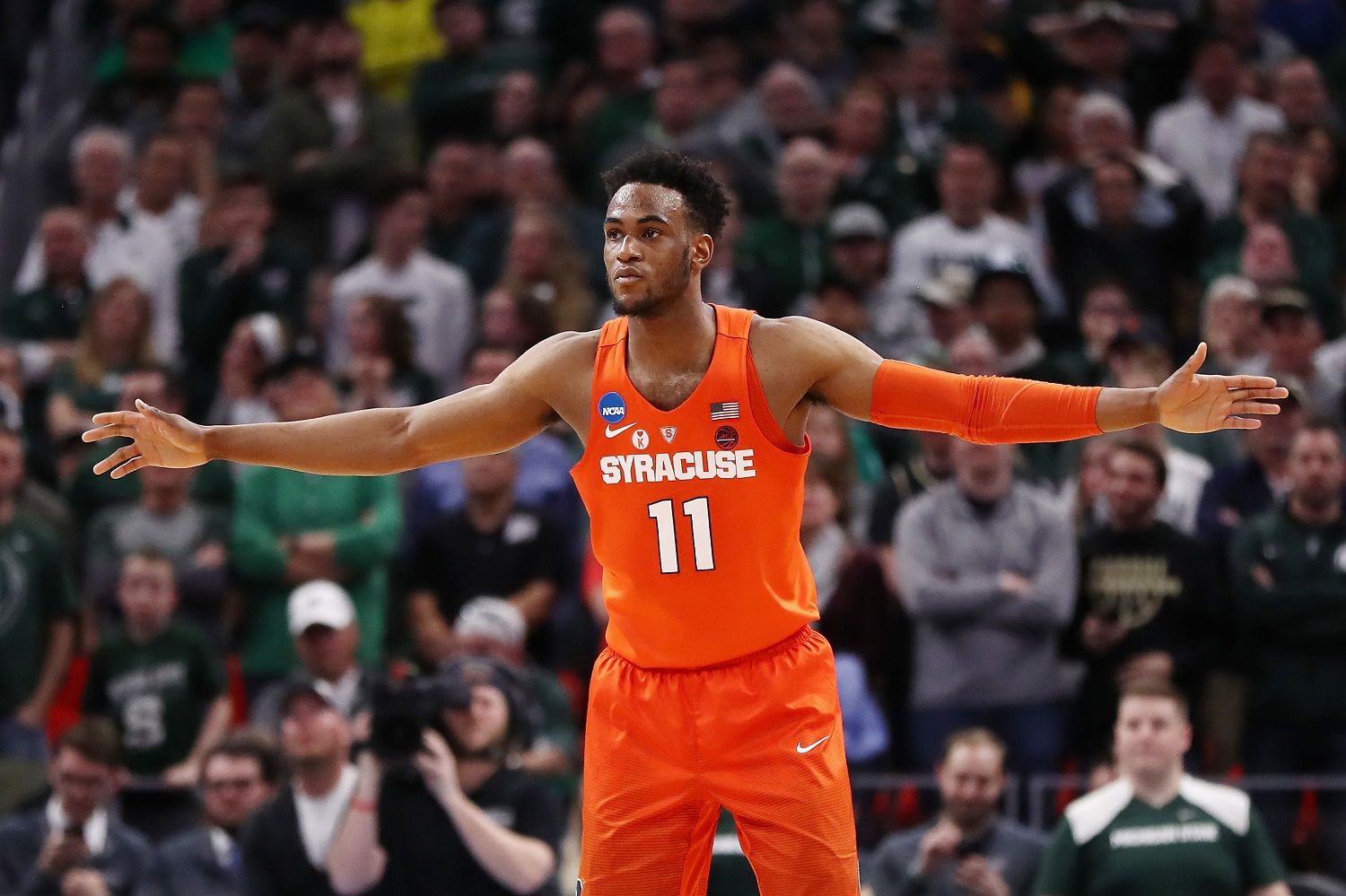 DETROIT, MI - MARCH 18:  Oshae Brissett #11 of the Syracuse Orange plays defense during the second half against the Michigan State Spartans in the second round of the 2018 NCAA Men's Basketball Tournament at Little Caesars Arena on March 18, 2018 in Detroit, Michigan.  (Photo by Elsa/Getty Images)