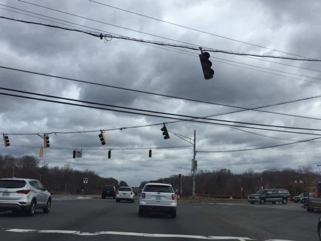 The traffic lights are out and rattling in the wind in Prince George's County. (WTOP/Darci Marchese)