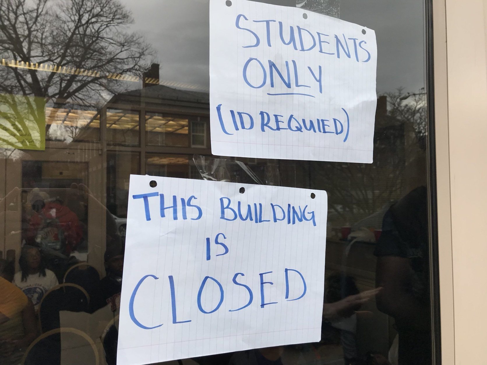 A student sit-in at Howard University's administration building continued on Friday. (WTOP/Michelle Basch)