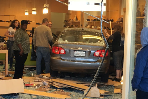 Car rams into Montgomery County shoe store