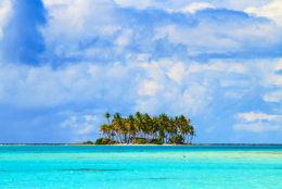 Rangiroa atoll, Tuamotu islands, French Polynesia.