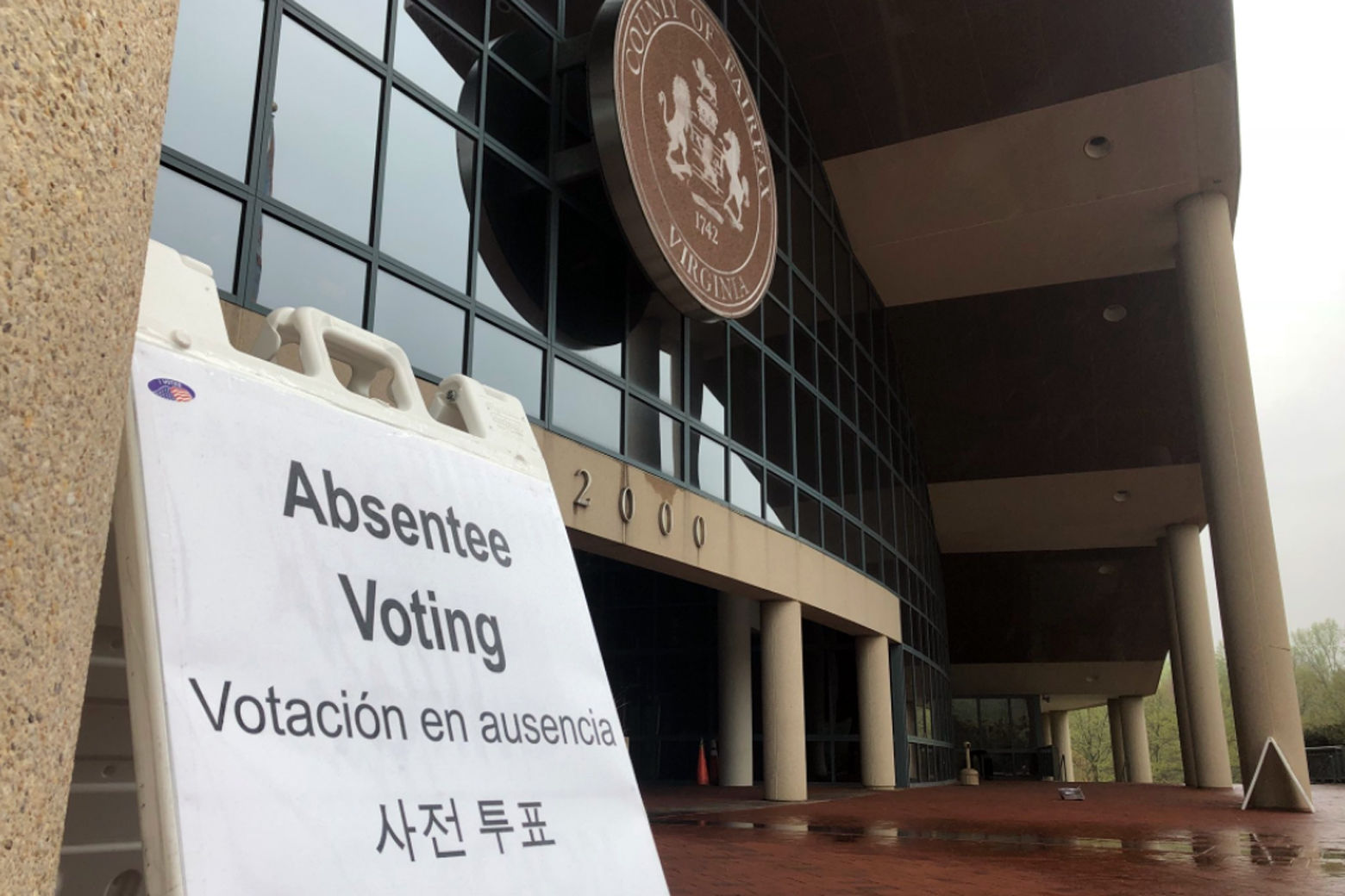 Absentee voting opened Friday in Virginia. (WTOP/Max Smith)