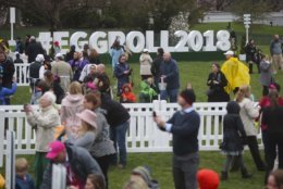 Guests begin to arrive for the annual White House Easter Egg Roll on the South Lawn of the White House in Washington, Monday, April 2, 2018. (AP Photo/Pablo Martinez Monsivais)
