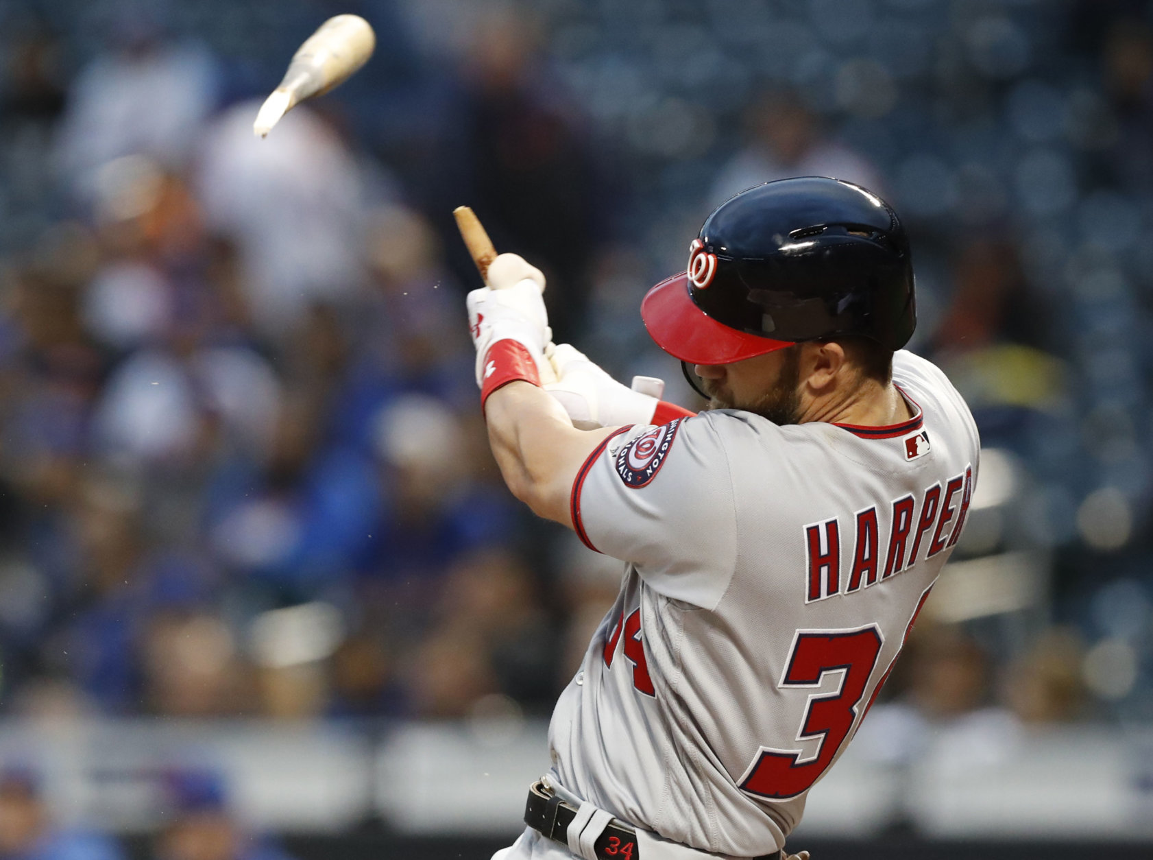 Washington Nationals' Bryce Harper hits a solo home run in the first inning of a baseball game against the New York Mets, Monday, April 16, 2018, in New York. (AP Photo/Kathy Willens)