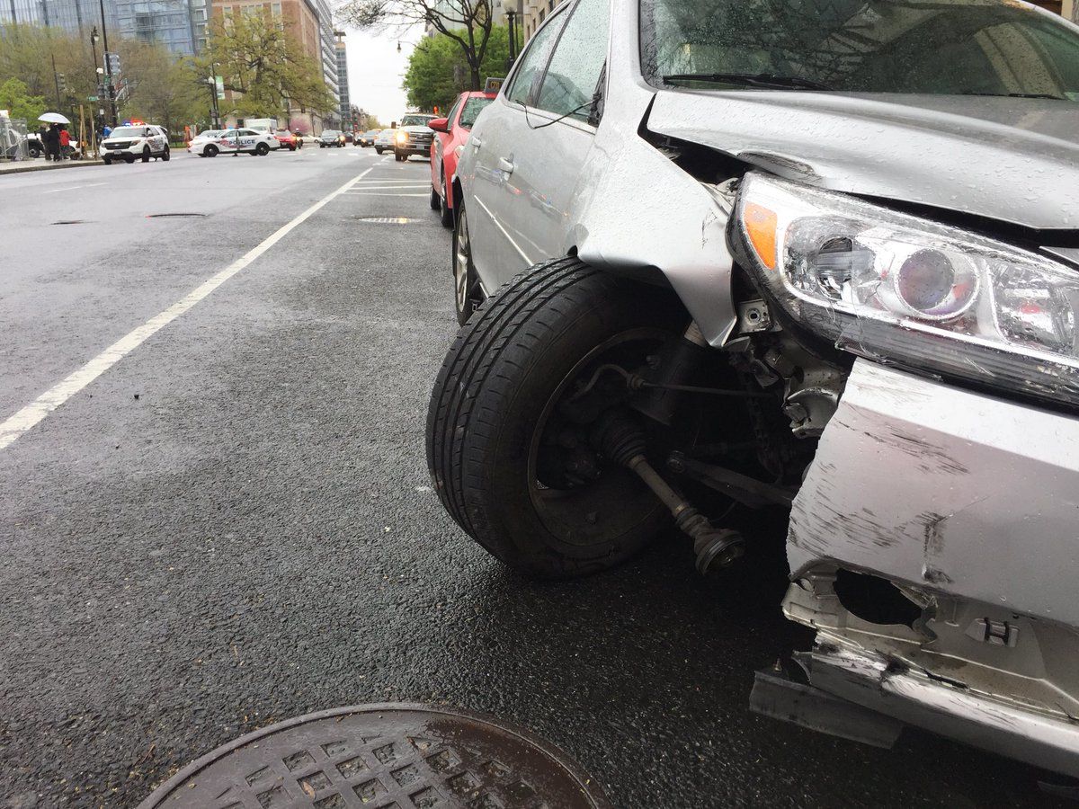 One of the vehicles involved in the crash in downtown D.C. where four pedestrians were injured. (WTOP/Kristi King)