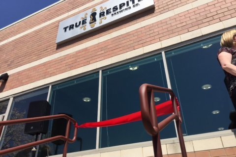 New Rockville brew pub is about more than beer, Md. leaders say