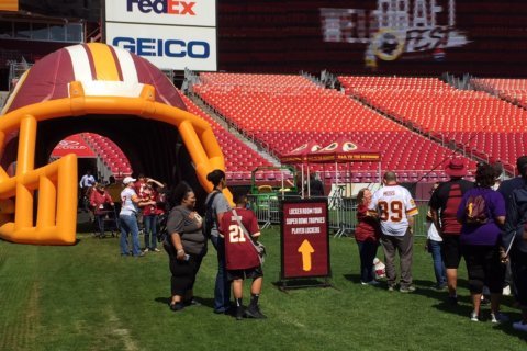 Photos: Redskins fans explore FedEx Field to celebrate Draft Day