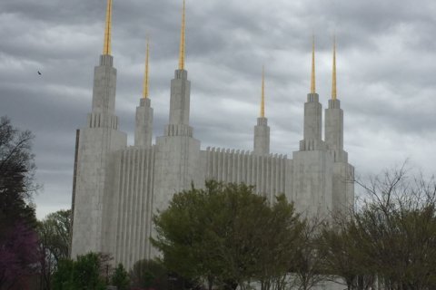 Landmark Mormon temple will briefly open doors to public after renovation