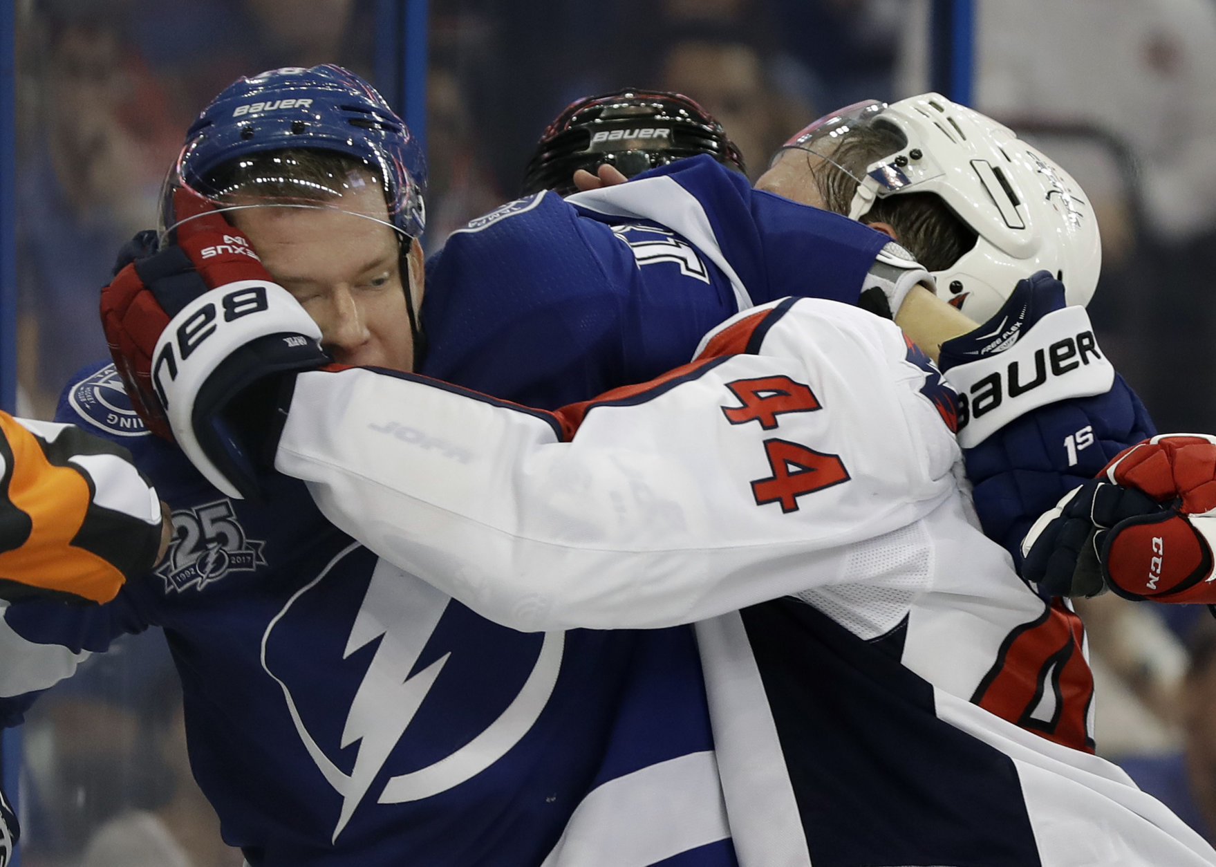Here's a shock: Lightning enforcing dress code against Capitals