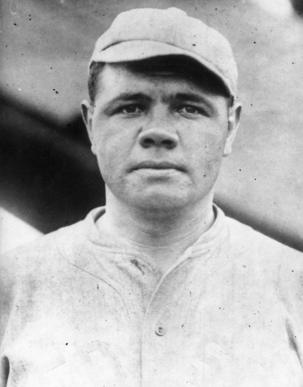 Babe Ruth (George Herman Ruth, 1895 - 1948) American professional baseball player for the Boston Red Sox, mid 1910s.  (Photo by Topical Press Agency/Getty Images)