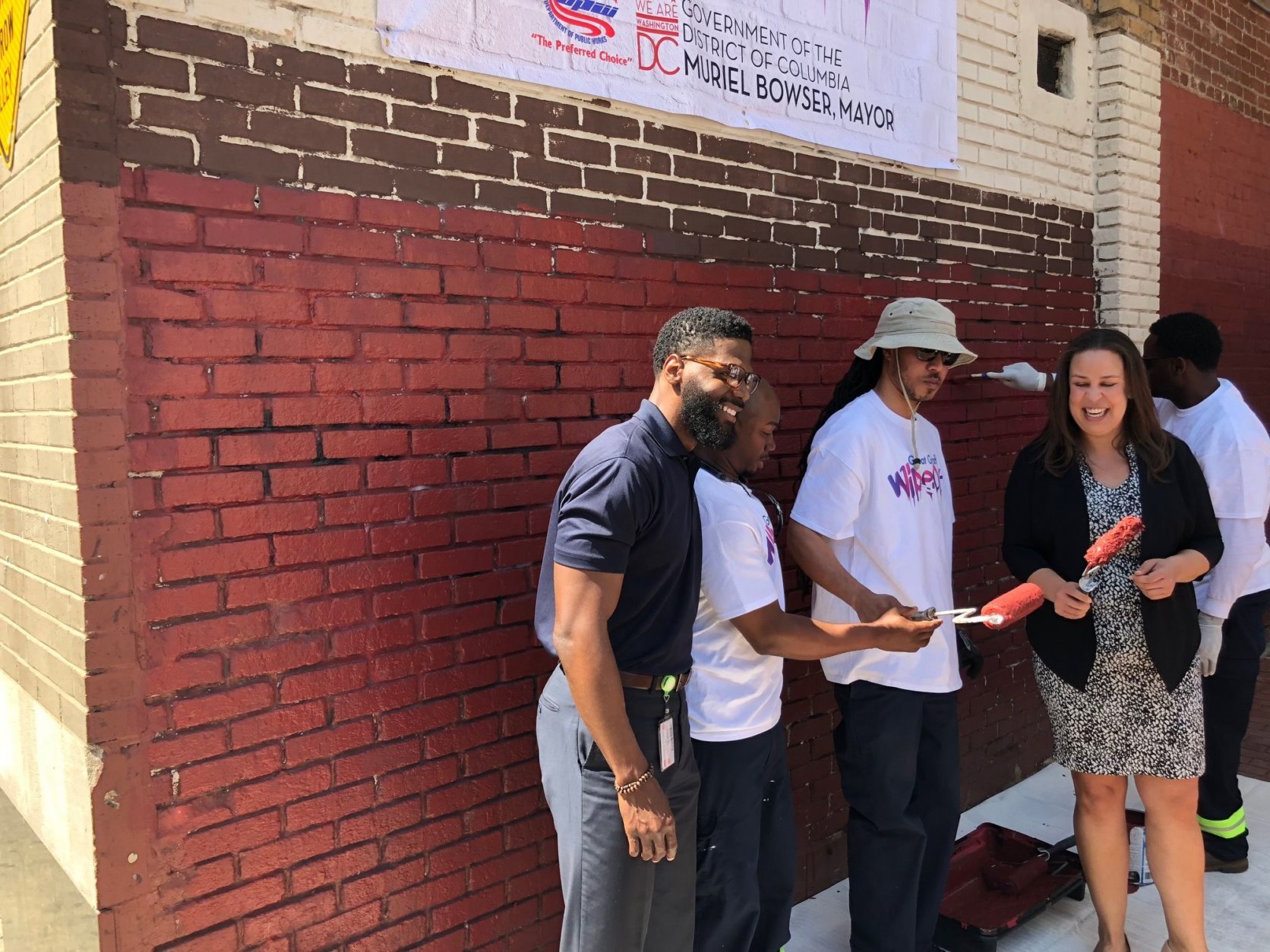 During the 3rd annual Great Graffiti Wipeout, “we’re taking advantage of the warm weather to aggressively eradicate graffiti in all eight wards,” said D.C. Department of Public Works Director Chris Shorter. (WTOP/John Aaron)