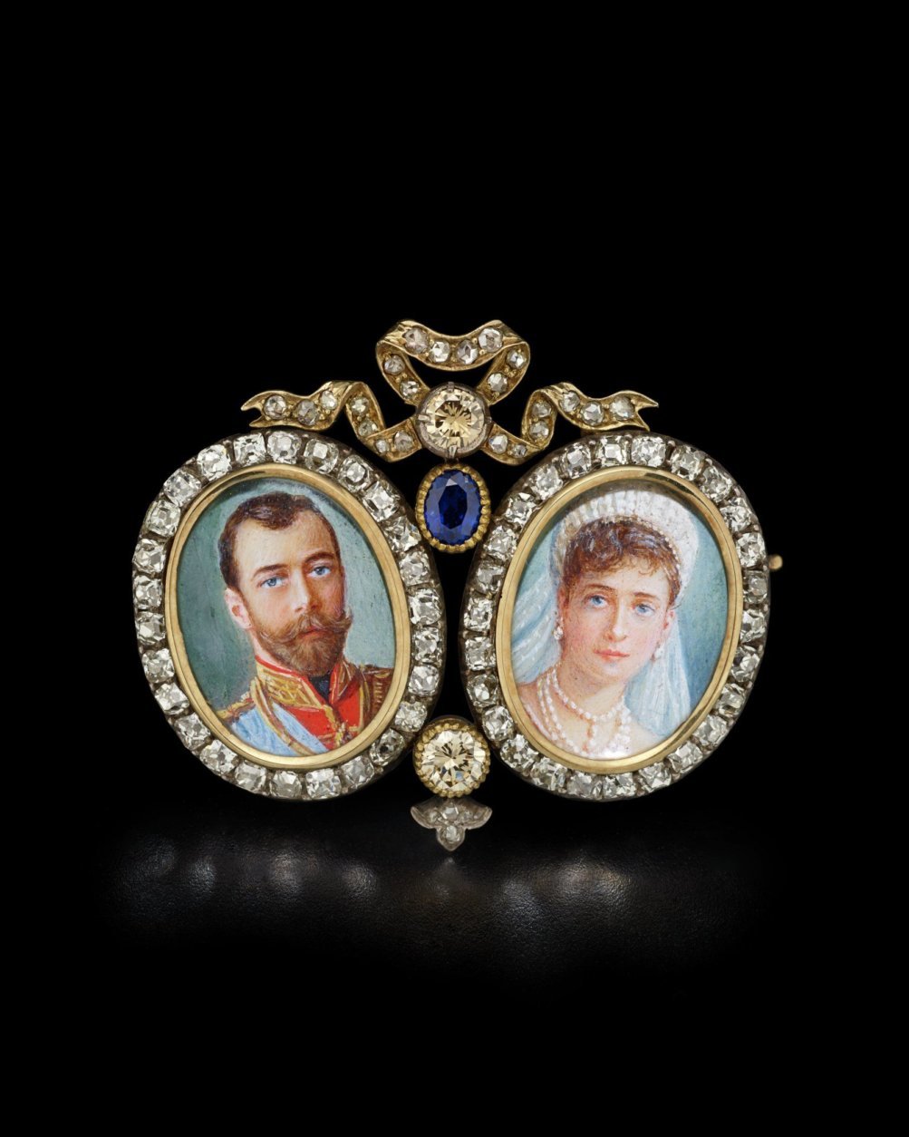 Brooch with Miniatures of Nicholas II and Alexandra, Fabergé, St. Petersburg, 1899-1903. Hillwood Estate, Museum & Gardens, acc. no. 11.241. Photographed by Alex Braun.