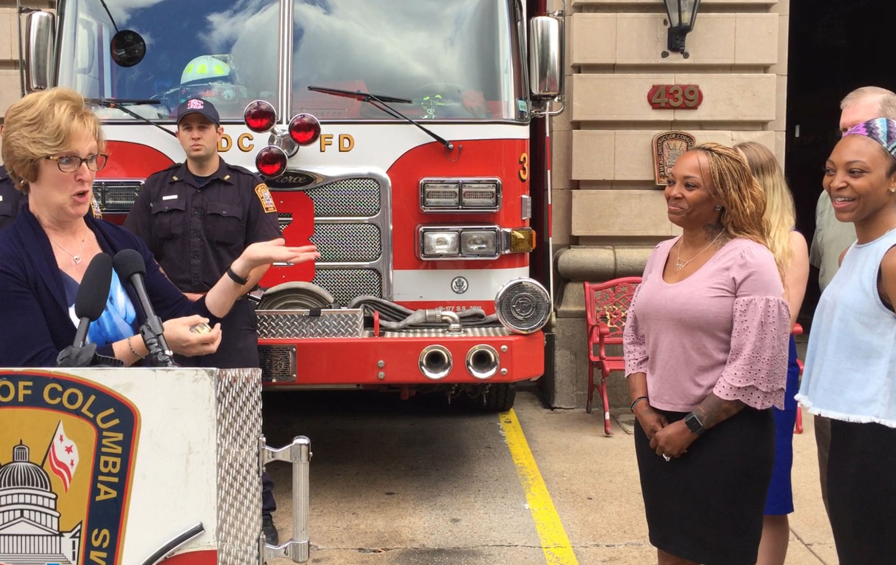 ictoria Wolf told Tawana Murphy-Watkins and Murphy-Watkins' daughter, Anfeni Carroll, that it still seems unreal to her how "unbelievably lucky" she was to have an off-duty trained professional on hand to begin early live-saving measures. (WTOP/Kristi King)