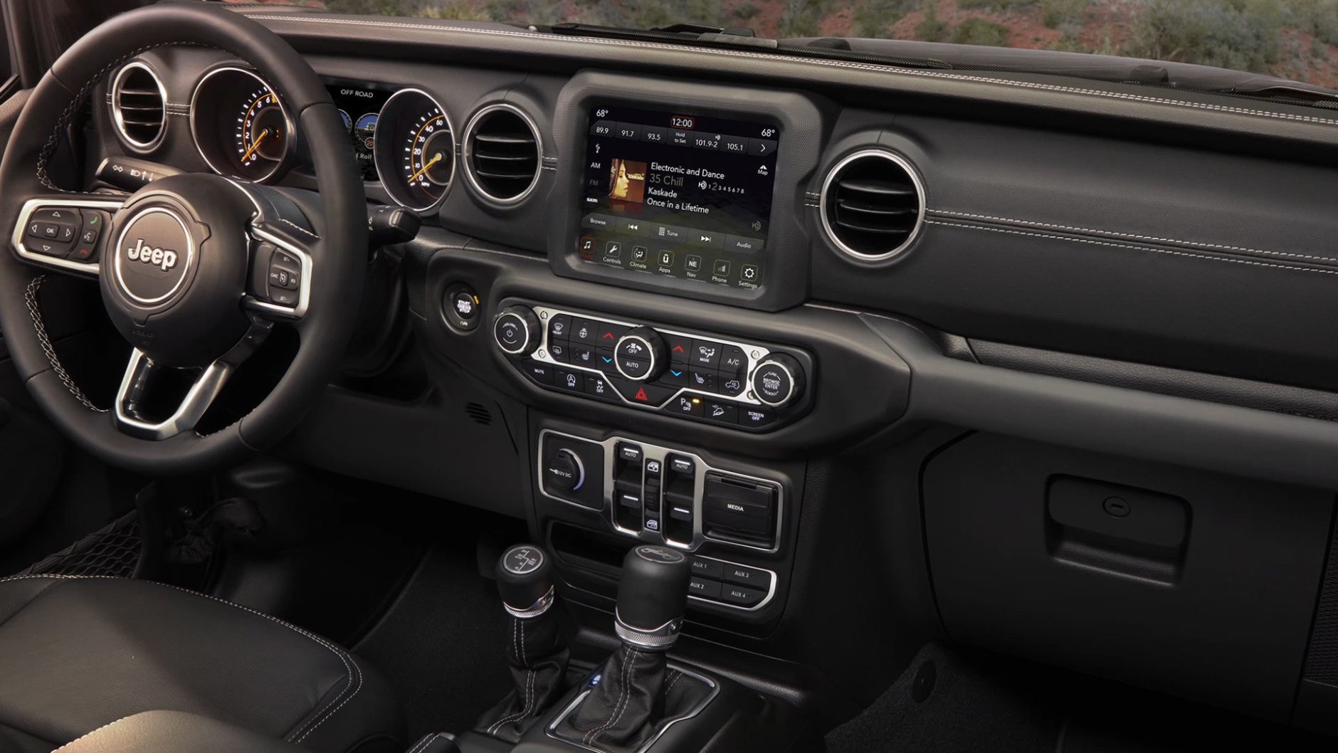 One huge improvement is inside the Jeep, says Mike Parris. (Courtesy: Fiat Chrysler Automobiles)