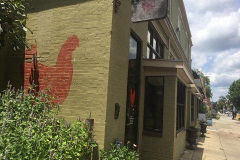 DC’s Red Hen gets death threats after Sanders incident in Va. restaurant