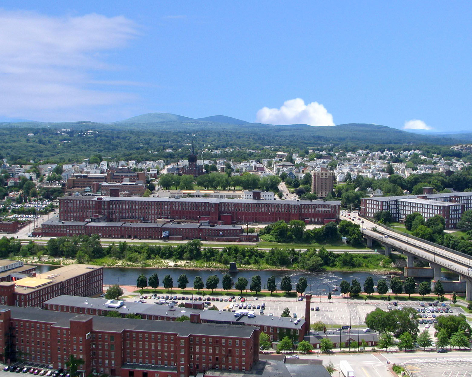 View of the Amoskeag Manufacturing mills in Manchester, New Hampshire.