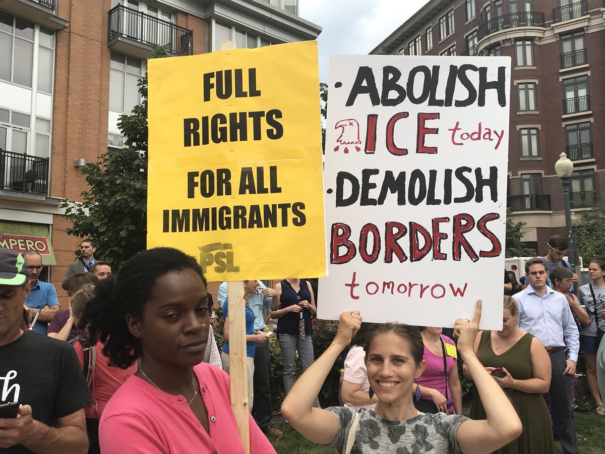 Hundreds of people took part in a protest against U.S. Immigration and Customs Enforcement (ICE) in the Columbia Heights neighborhood of Northwest D.C. Monday night. (WTOP/Michelle Basch)