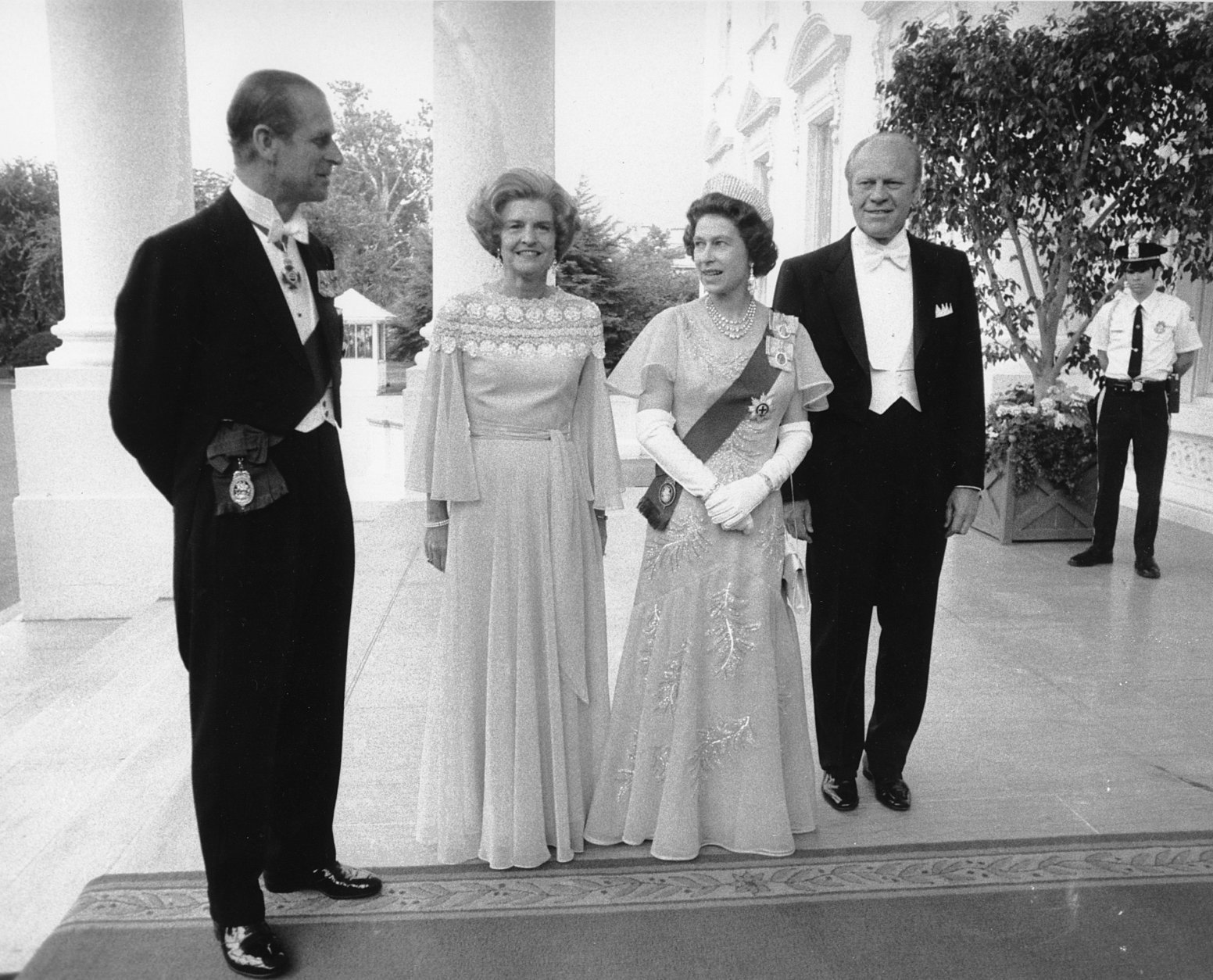 President Ford and first lady Betty Ford pose with Queen Elizabeth II and Prince Philip outside the North Portico of the White House in Washington on July 7, 1976.  The Fords are hosting a state dinner for the Queen of England in the Executive Mansion.  (AP Photo)