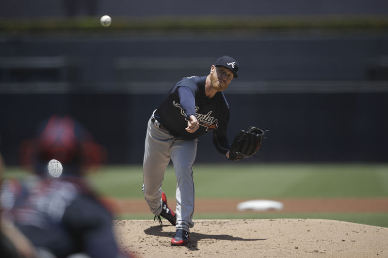 Atlanta Braves starting pitcher Mike Foltynewicz works against a San Diego Padres batter during the first inning of a baseball game Wednesday, June 6, 2018, in San Diego. (AP Photo/Gregory Bull)