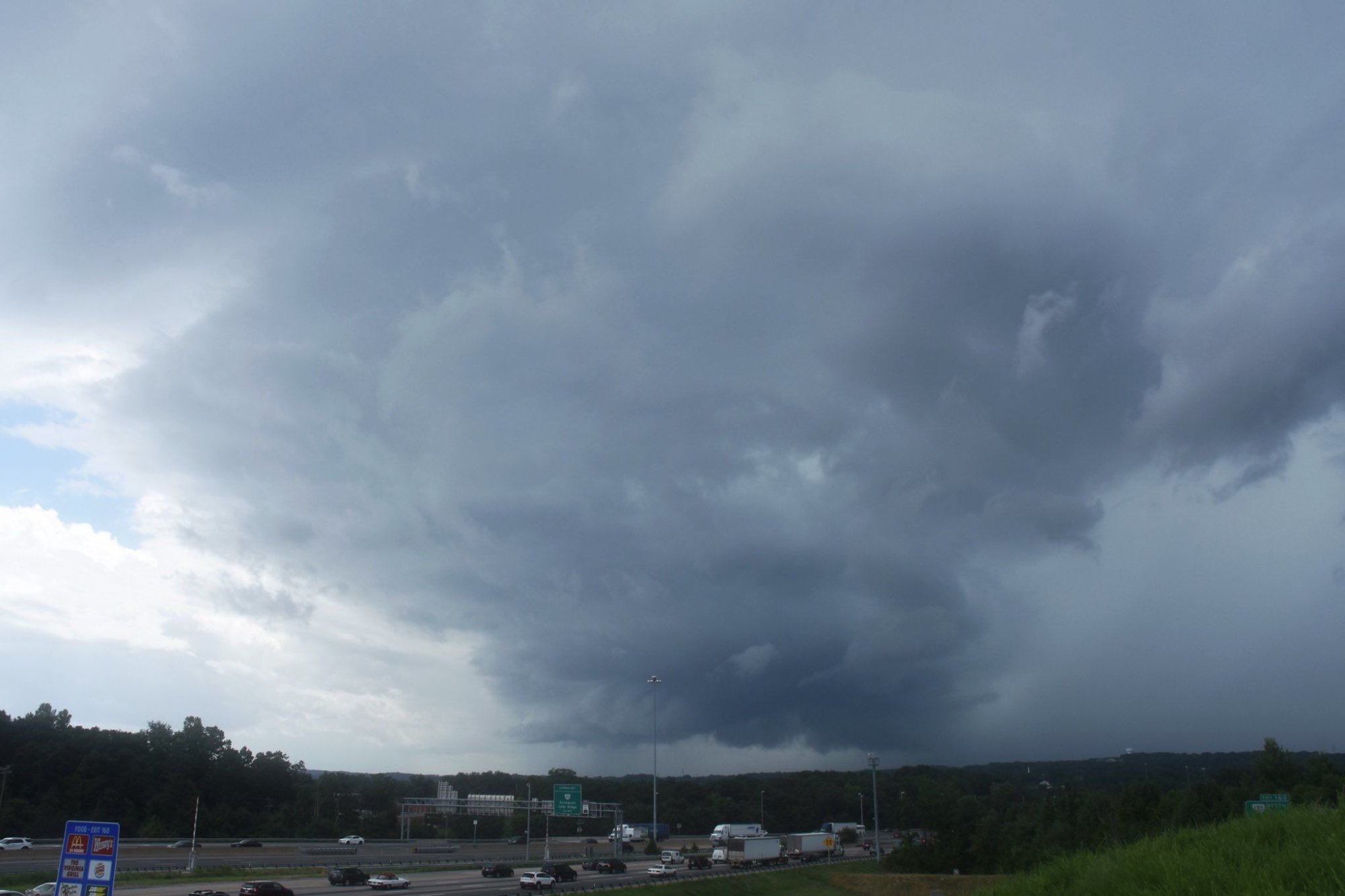 Weather service confirms brief tornado in Charlottesville - WTOP News