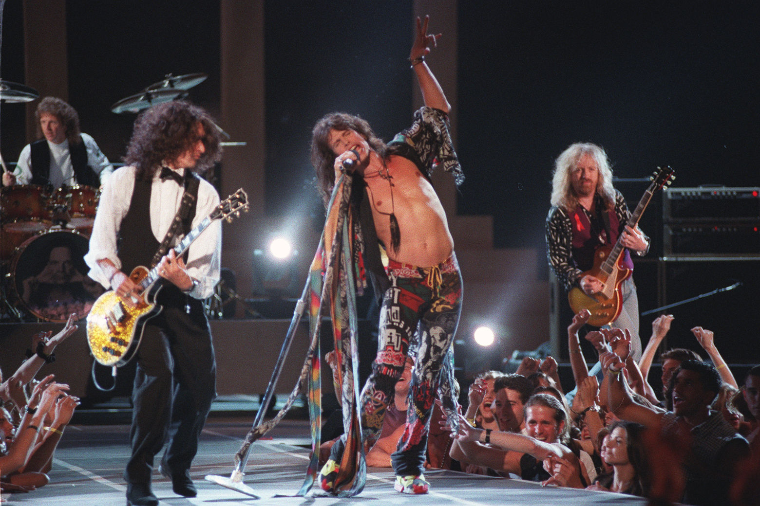 Van Used By Rock Icons Aerosmith In 70s Found In The Woods WTOP News