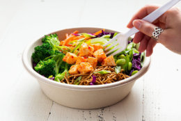 Cuisine Solutions' Asian Bowl with antibiotic-free chicken. The Café + Teria concept, which is offered by Sterling, Virginia-based Cuisine Solutions, is designed to mirror fast-casual restaurant, such as Chipotle or Cava. (Courtesy Cuisine Solutions)