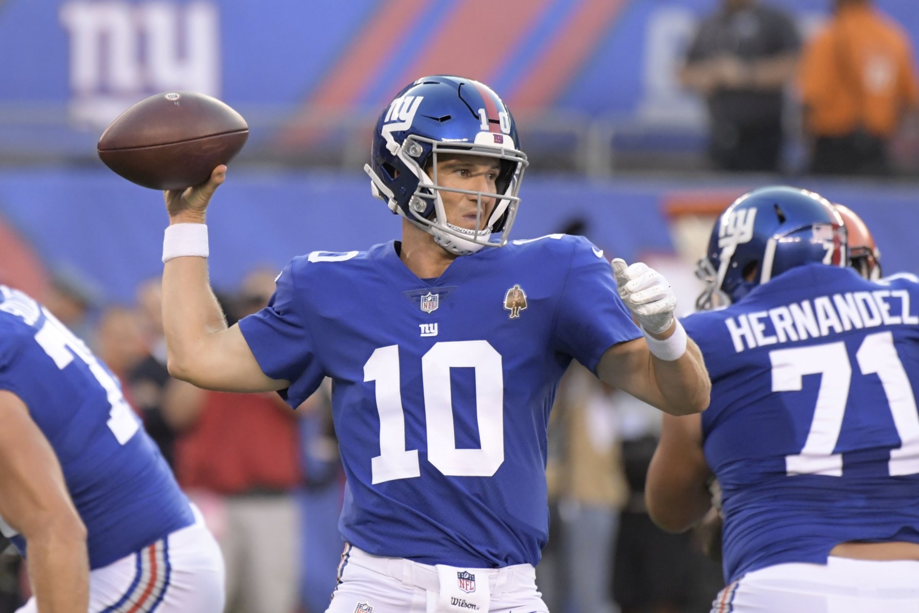 New York Giants quarterback Eli Manning (10) throws a pass during the first half of a preseason NFL football game against the Cleveland Browns Thursday, Aug. 9, 2018, in East Rutherford, N.J. (AP Photo/Bill Kostroun)