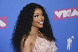 SZA arrives at the MTV Video Music Awards at Radio City Music Hall on Monday, Aug. 20, 2018, in New York. (Photo by Evan Agostini/Invision/AP)