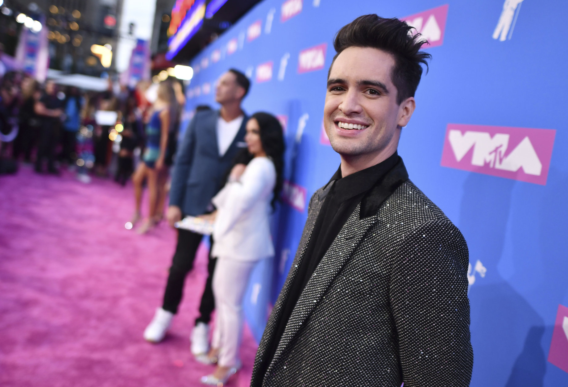 Brendon Urie arrives at the MTV Video Music Awards at Radio City Music Hall on Monday, Aug. 20, 2018, in New York. (Photo by Charles Sykes/Invision/AP)