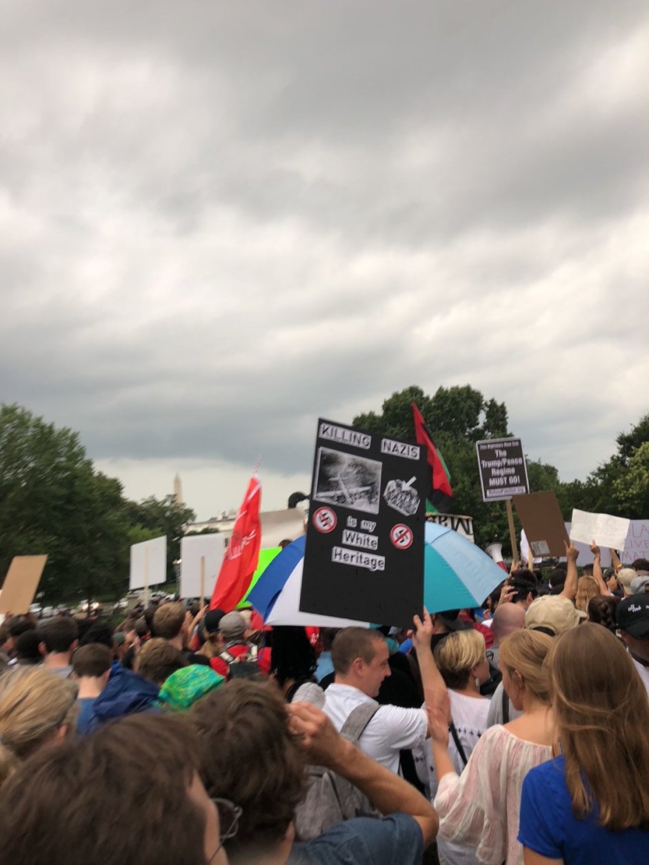 Protesters gather in front at the White House after a white nationalist rally in D.C. on Sunday, Aug. 13, 2018. (WTOP/Keara Dowd)
