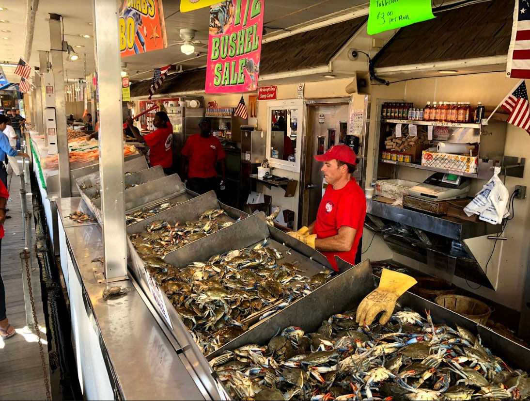 On Friday afternoon, medium crabs were going for $75 a bushel during a summer that has seen that price top $100 several times.  (WTOP/Mike Murillo)