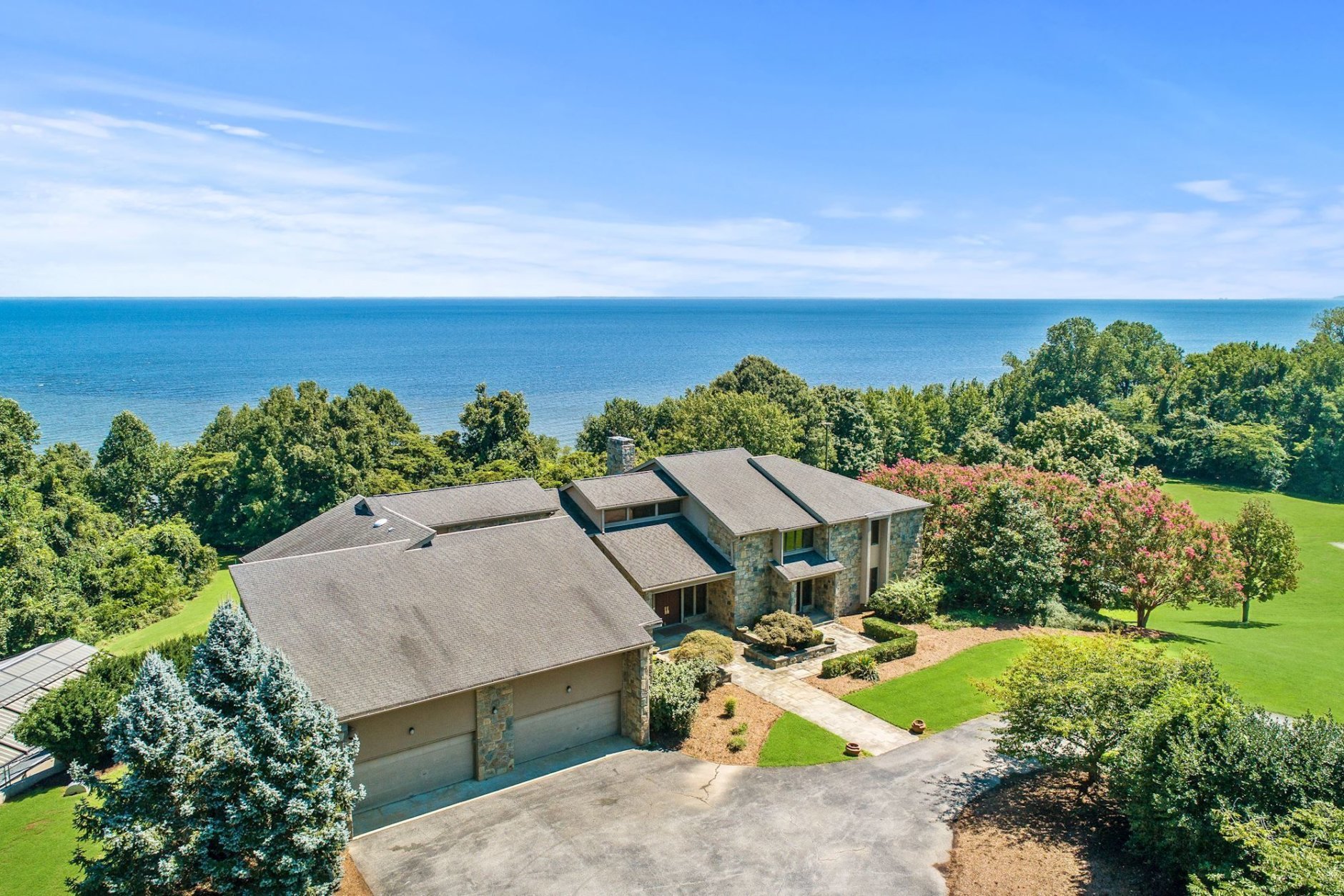 The as-is asking price for Tom Clancy's Peregrine Cliff is $6.2 million. (Courtesy Cummings & Co. Realtors)