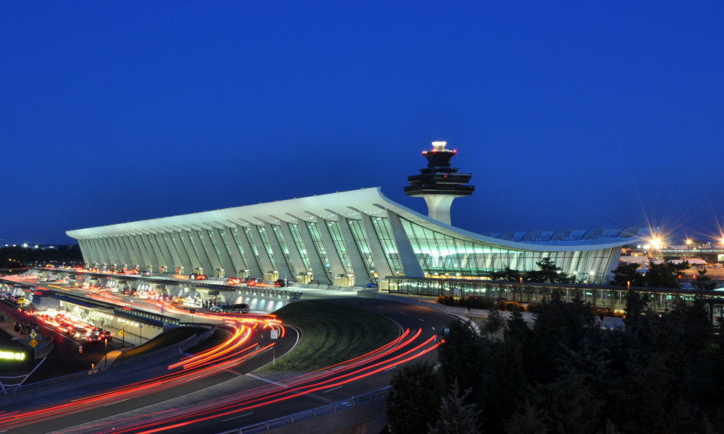 After Thanksgiving traffic jams, Dulles and DCA hope Amazon arrival could help widen roads
