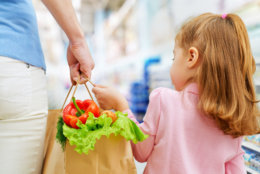 Playing supermarket games with kids may help teach them about food and ease some of the stress off parents.(Thinkstock)