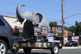 The GOP slate in Maryland brought out the party mascot for the Kensington Labor Day Parade. (WTOP/Kate Ryan)