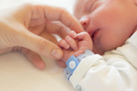 Md. pediatrician warns parents away from devices promising SIDS protection
