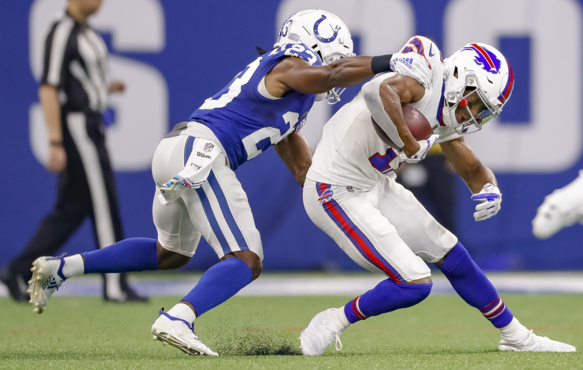 INDIANAPOLIS, IN - OCTOBER 21: Kenny Moore #23 of the Indianapolis Colts makes the tackle from behind on Zay Jones #11 of the Buffalo Bills at Lucas Oil Stadium on October 21, 2018 in Indianapolis, Indiana. (Photo by Michael Hickey/Getty Images)