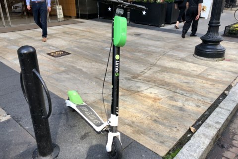 DC proposes rules, fees for companies renting out dockless bikes, scooters