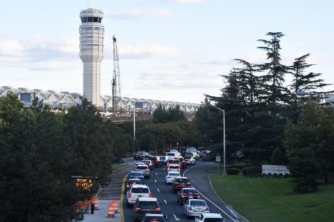 New Reagan National security checkpoints delayed as construction extended