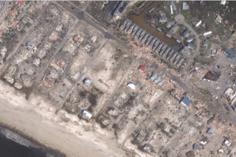 Before and after images show there’s nothing left in some parts of Mexico Beach