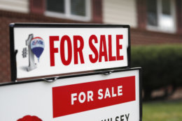 "Mortgage rates fell to the lowest level in nine months, and in response, mortgage applications jumped more than 20 percent," said Freddie Mac chief economist Sam Khater. (AP Photo/David Zalubowski)