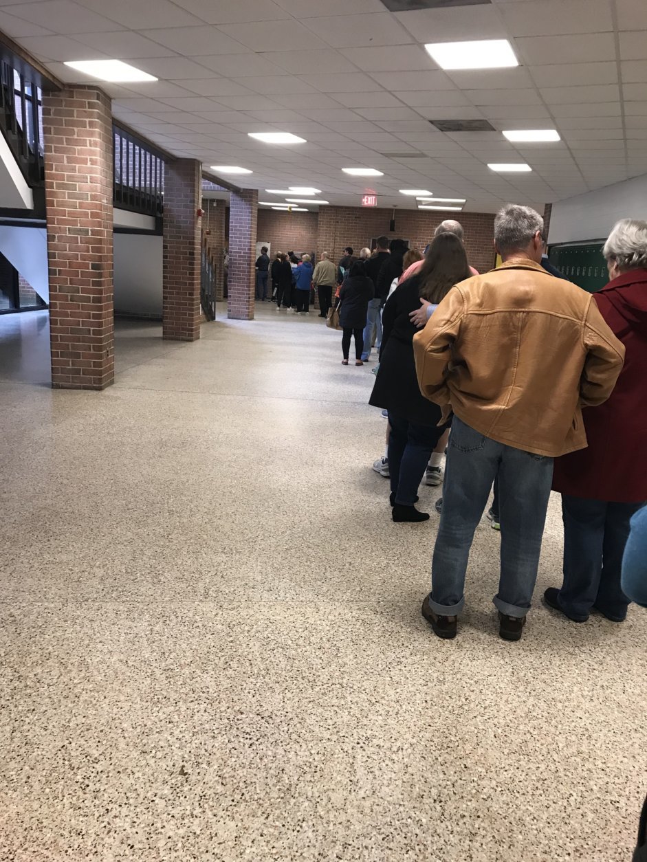 The line to vote at Woodbridge High School on the afternoon of Nov. 6, 2018. (Courtesy Jennifer Bridges)