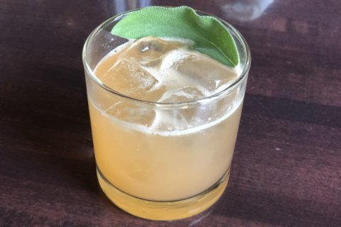 The perfect cocktail for Thanksgiving