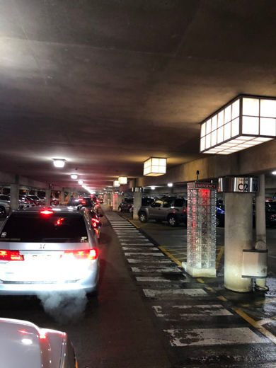 WTOP listener Laura Cox Kaplan said the garages inside of Reagan National Airport were "gridlocked." (Courtesy Laura Cox Caplan via Twitter)