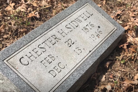 Pastor says Leesburg ‘in slaveholding business’ by leasing historic cemetery